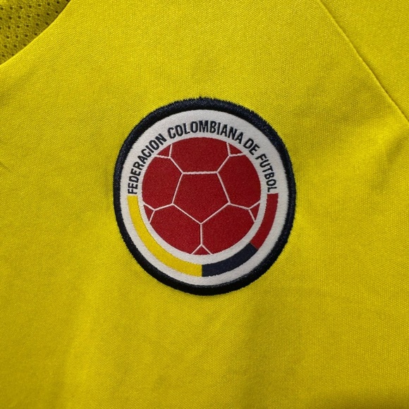 2018 FIFA World Cup Colombia Home 2018 Football Soccer Jersey - Picture 3 of 6